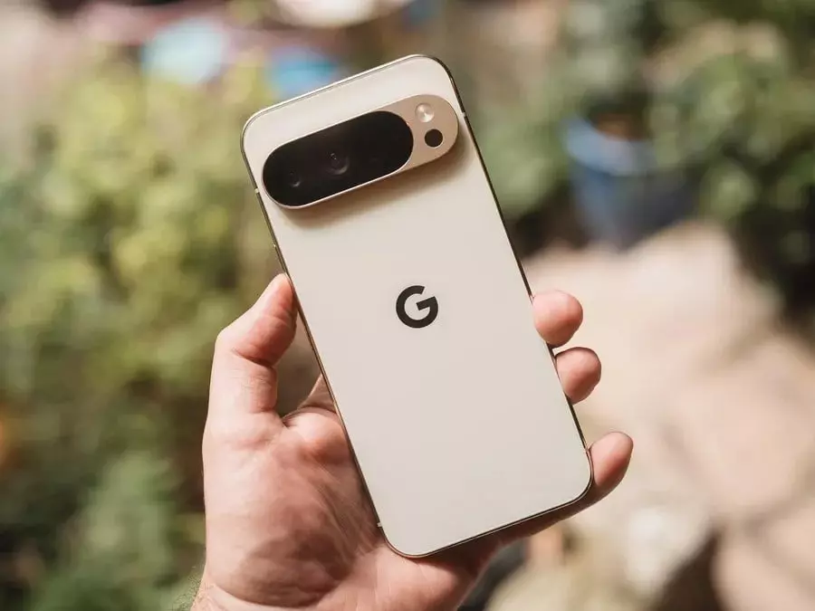 Google Pixel 10 系列正式發表！首搭台積電 3 奈米晶片，AI 功能全面升級！