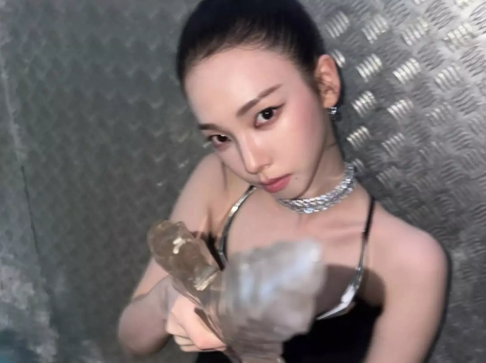 aespa 成員《Rich Man》預告化身「惡女」！攜手韓劇知名演員同台飆戲！