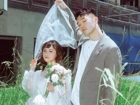 王齊麟自爆結婚當天和老婆「十元」陳詩媛大吵！坦言：「差點婚禮生變！」