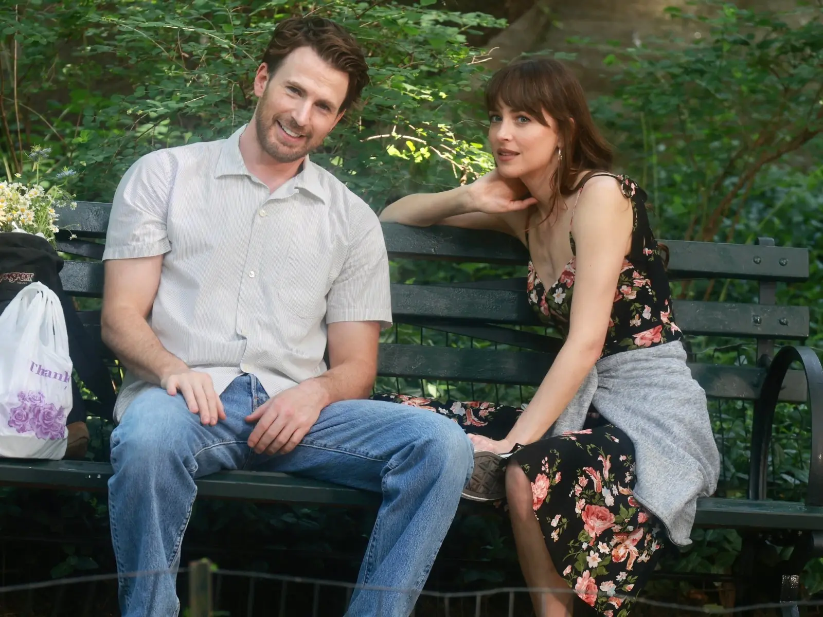 《天作之合》達珂塔強生 Dakota Johnson 身高 171 三圍身材穿搭解析！根本是 30＋女生職場教科書！