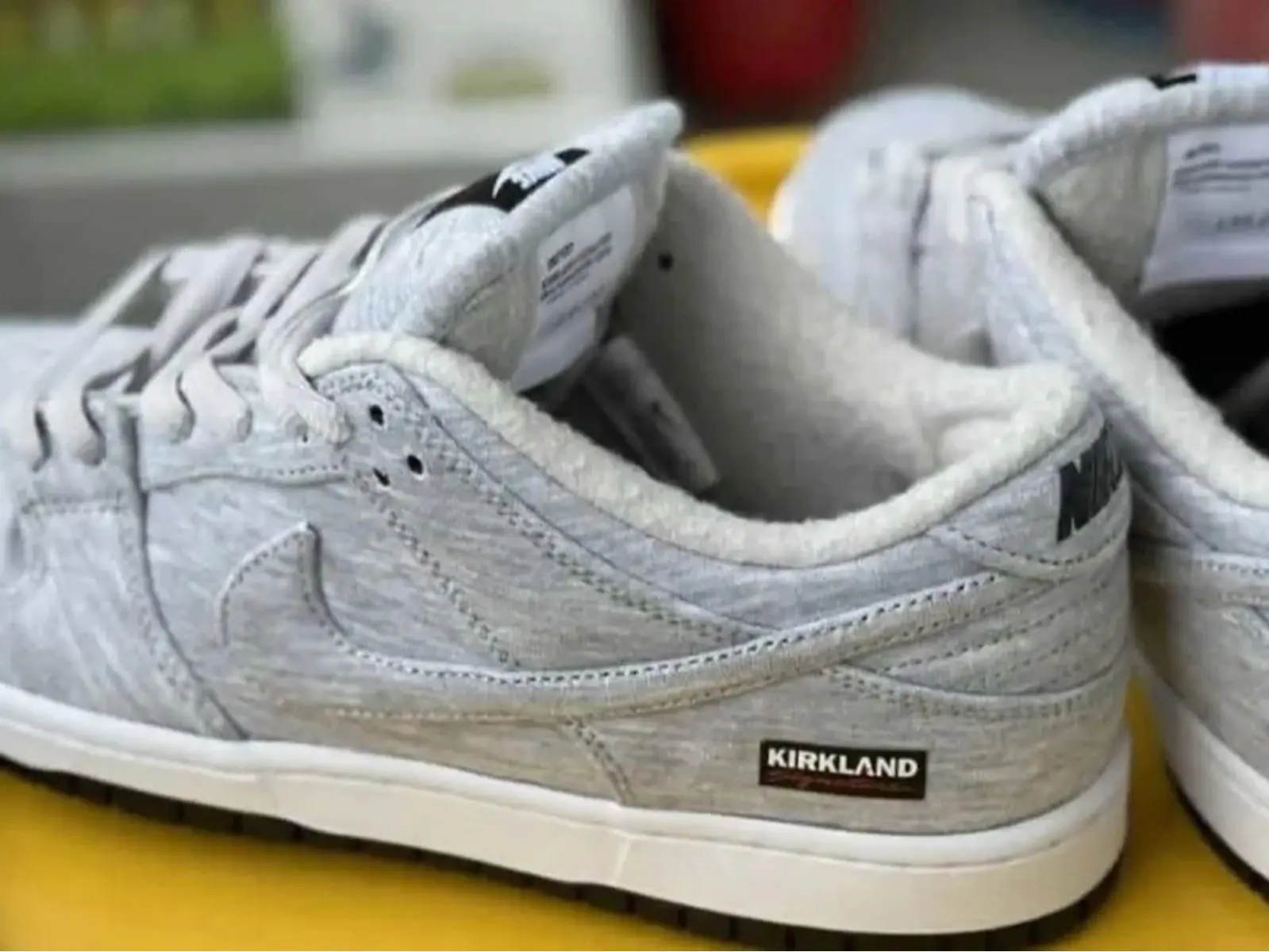 Costco 跟 Nike 聯名了！Kirkland x Nike SB Dunk Low 跨界神鞋搶先看！