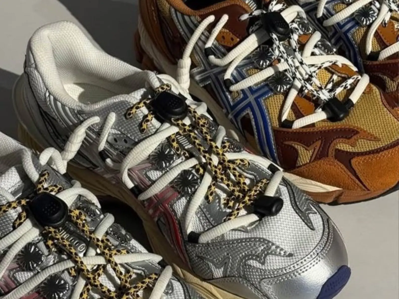 TOGA x ASICS GEL-CUMULUS 16 TG 聯名發售公開！銀色鉚釘＋雙鞋帶設計香到不行！