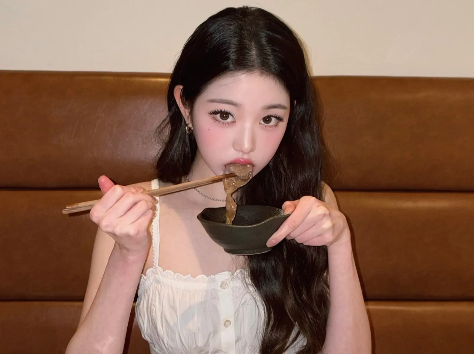 IVE 張員瑛直播曝愛上吃榴槤遭網嫌棄！直言：「我喜歡就好了！」