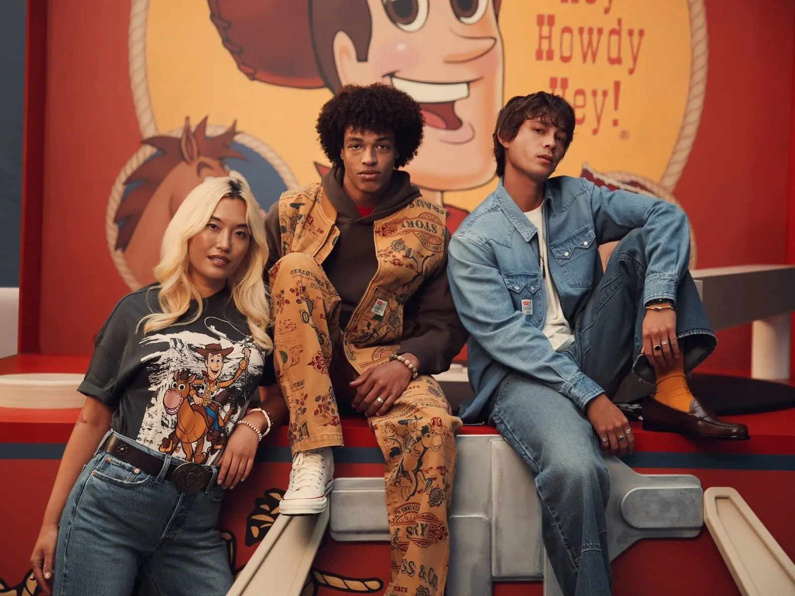 玩具總動員 30 年了！Levi’s® 與 Pixar 攜手推出西部風聯名系列