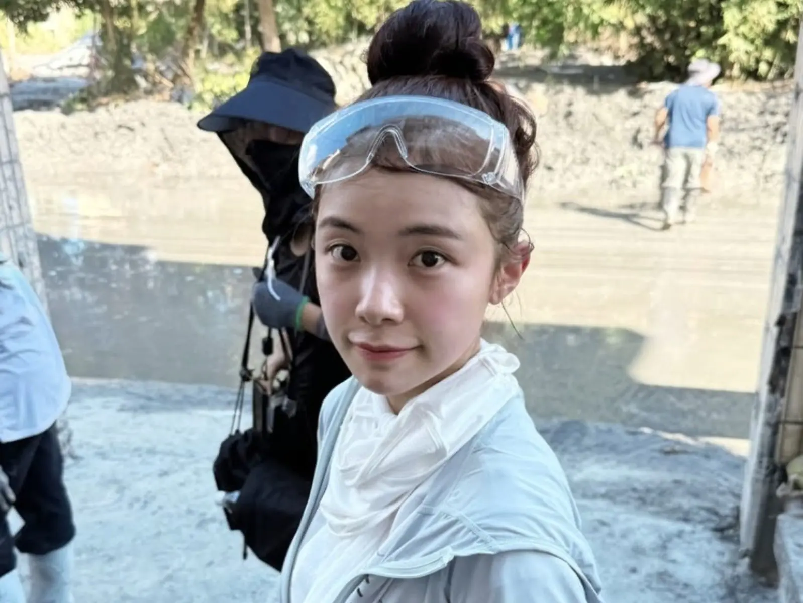 李多慧捐 30 萬又赴花蓮挖土！網友卻喊「很討厭她」真相笑翻全場 ！