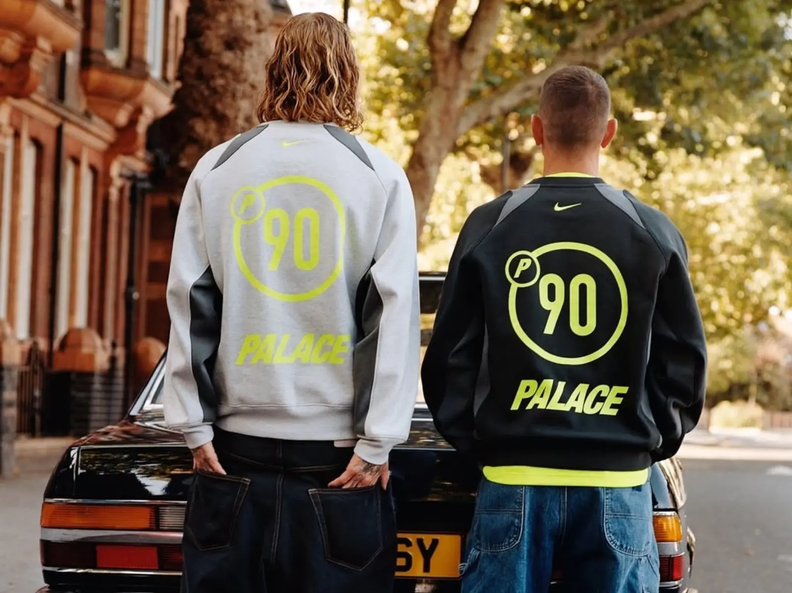 Palace x Nike 首波聯名「P90」系列正式登場！Total 90 經典回歸，足球魂全面燃燒！