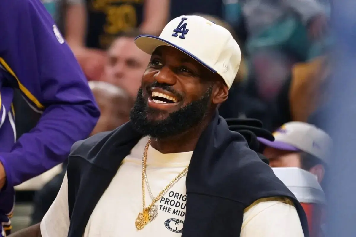 NBA／詹皇「重大決定」不是退休涉及詐欺？球迷憤怒提告求償萬元！