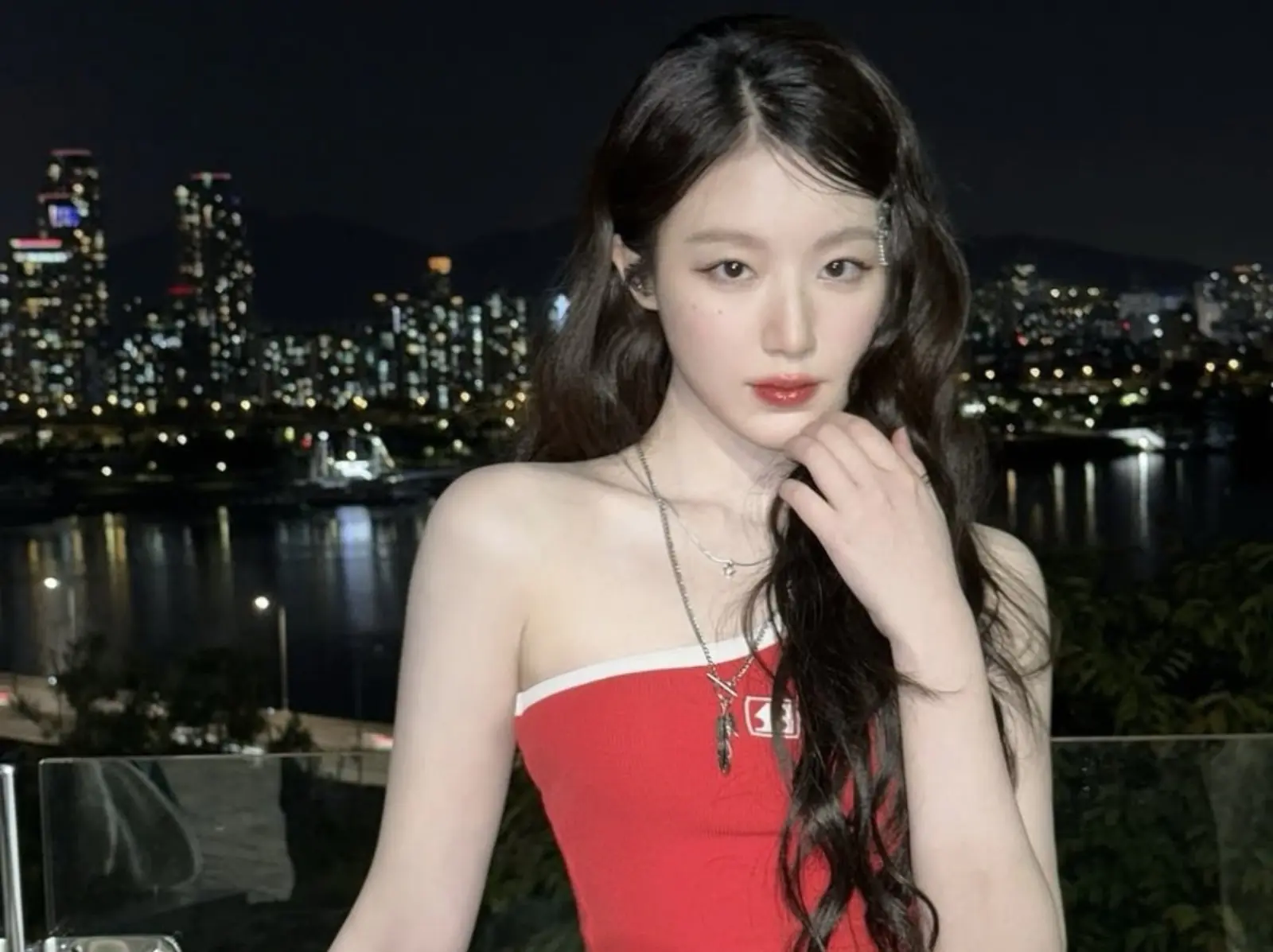 i-dle 舒華演唱會無法鞠躬！親曝「背後原因」引粉絲心疼！