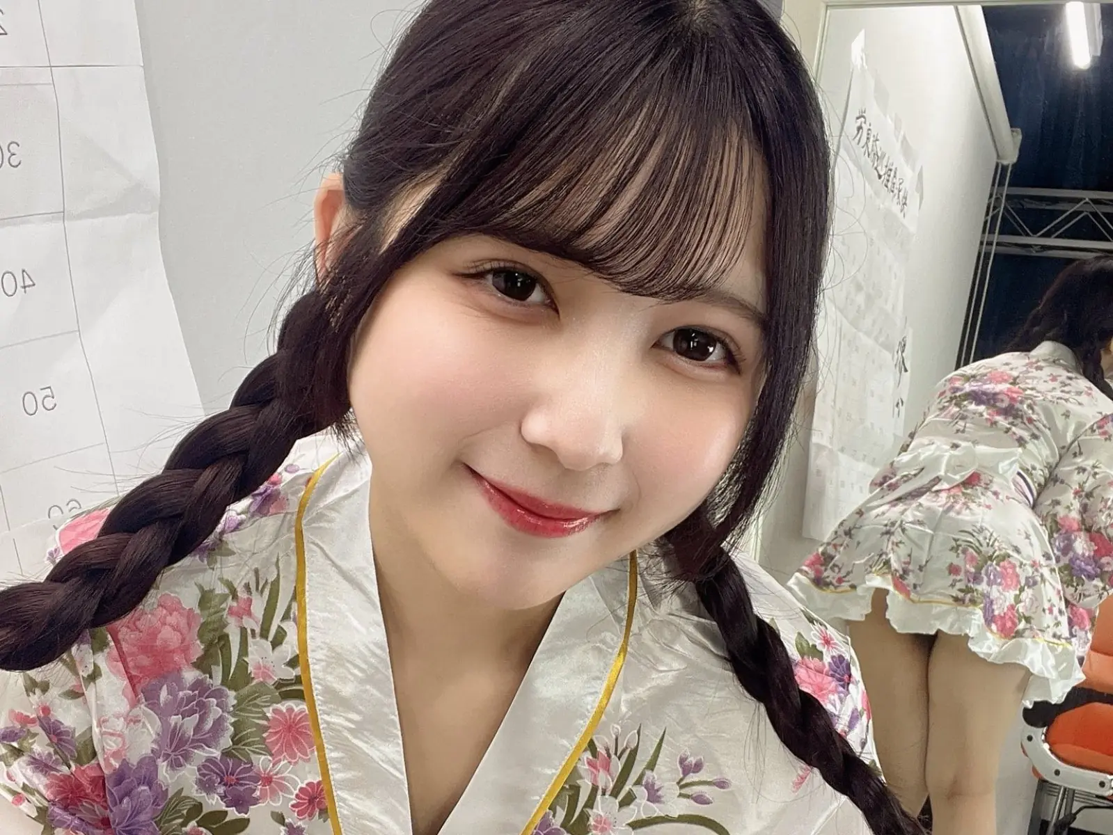 美女書法家「堺萌花」跨界 AV 出道！MOODYZ 冠上「全日本字最漂亮 AV 女優」稱號！【老司J開車】