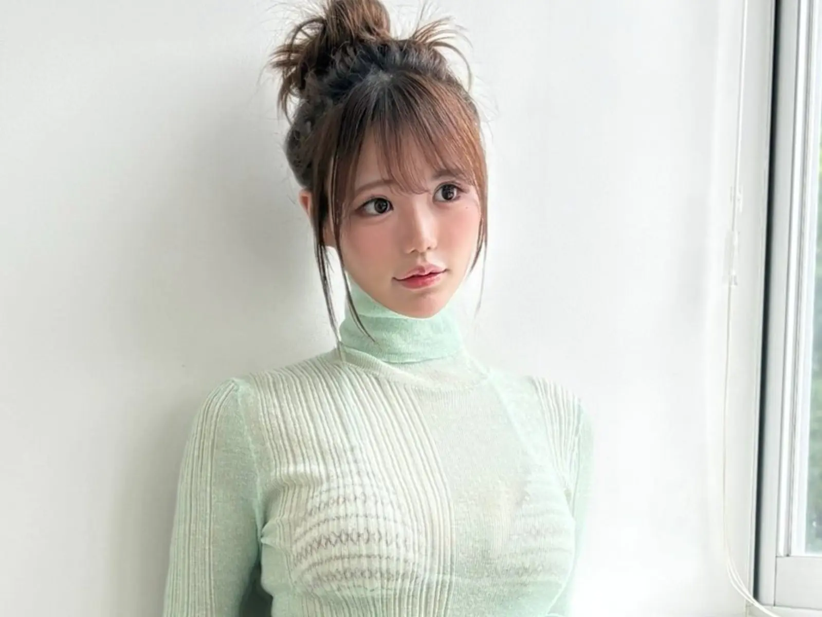 瀨戶環奈強勁對手「渡部穗乃」降臨 AV 界！兩人擁有相同身材、資歷掀起議論！【老司J開車】