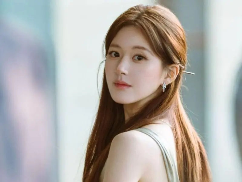 趙露思解約成功！免賠 17 億，新東家霸氣接手！