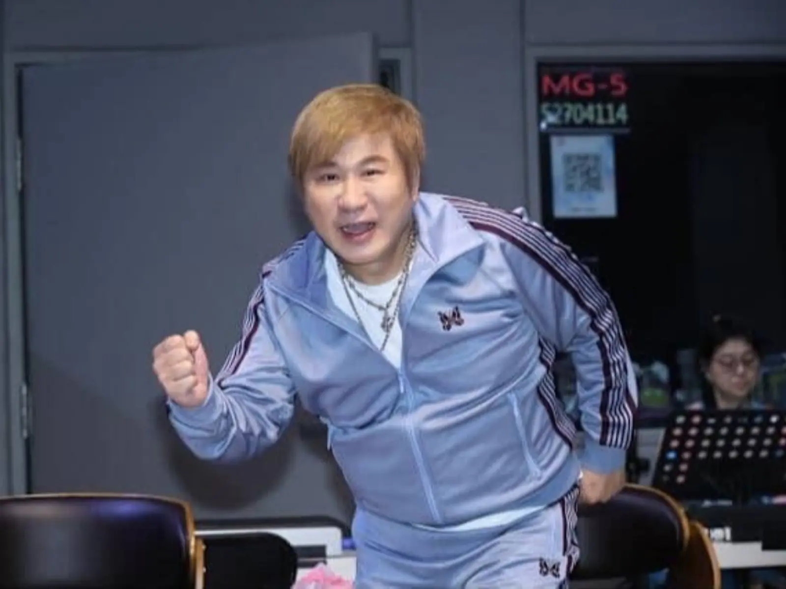 胡瓜不只穿 Needles 竟也還是資深島民？穿 Stone Island、逛 Nubian，展現綜藝大哥潮流風範！