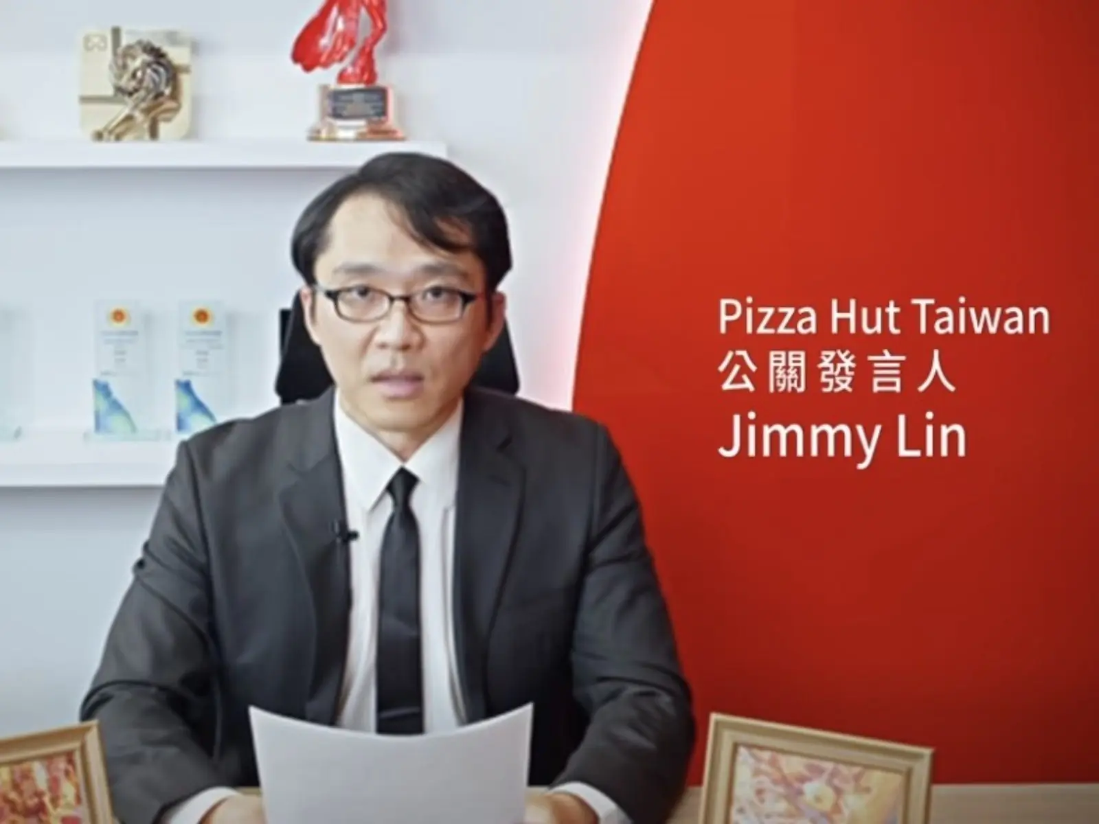 必勝客「人事異動」真相曝光！達美樂「家有喜事」隔空互動引網笑翻！