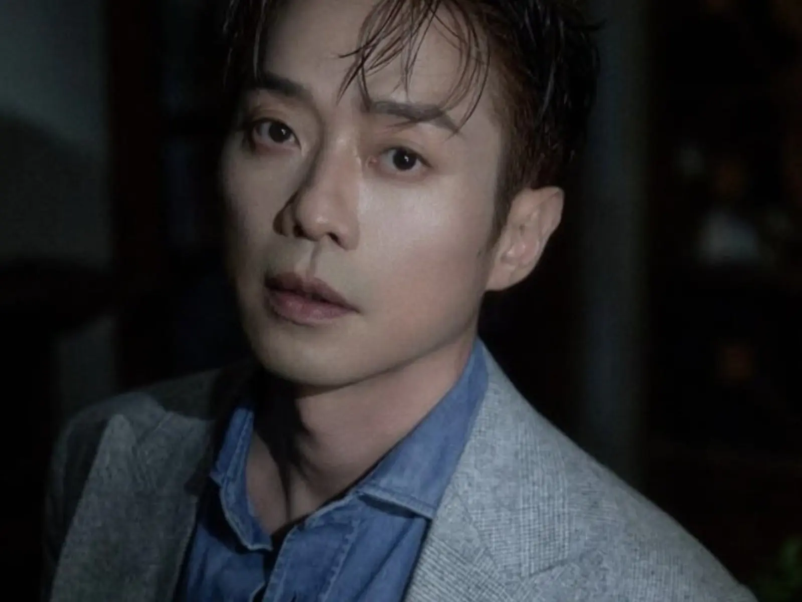 張棟樑 43 歲凍齡秘訣曝光！攻高雄開唱：「把高流變 4000 人的超大型 KTV」！