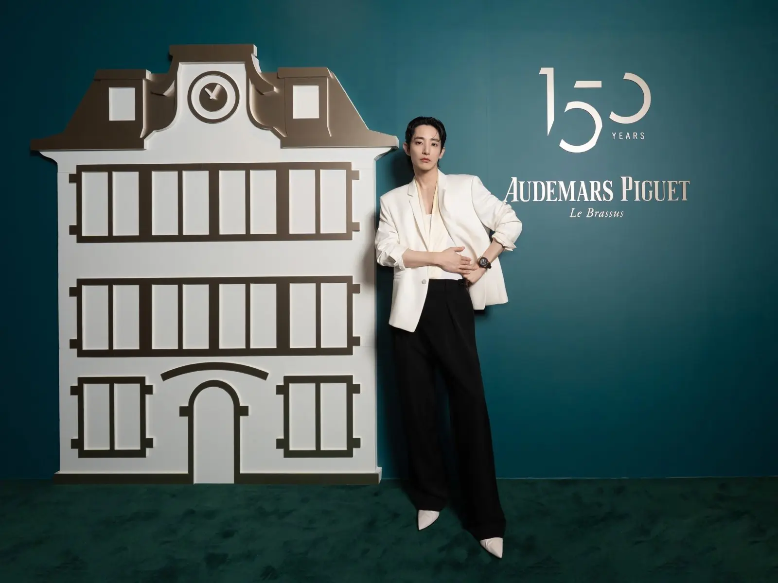 GD 權志龍好友李洙赫身高 184 亮相愛彼 Audemars Piguet 150 週年慶典！活動亮點一次看！