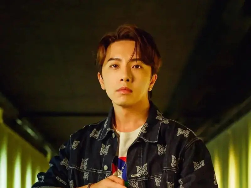 坤達閃兵暫離《綜藝玩很大》！代言品牌全面解約恐損失千萬！