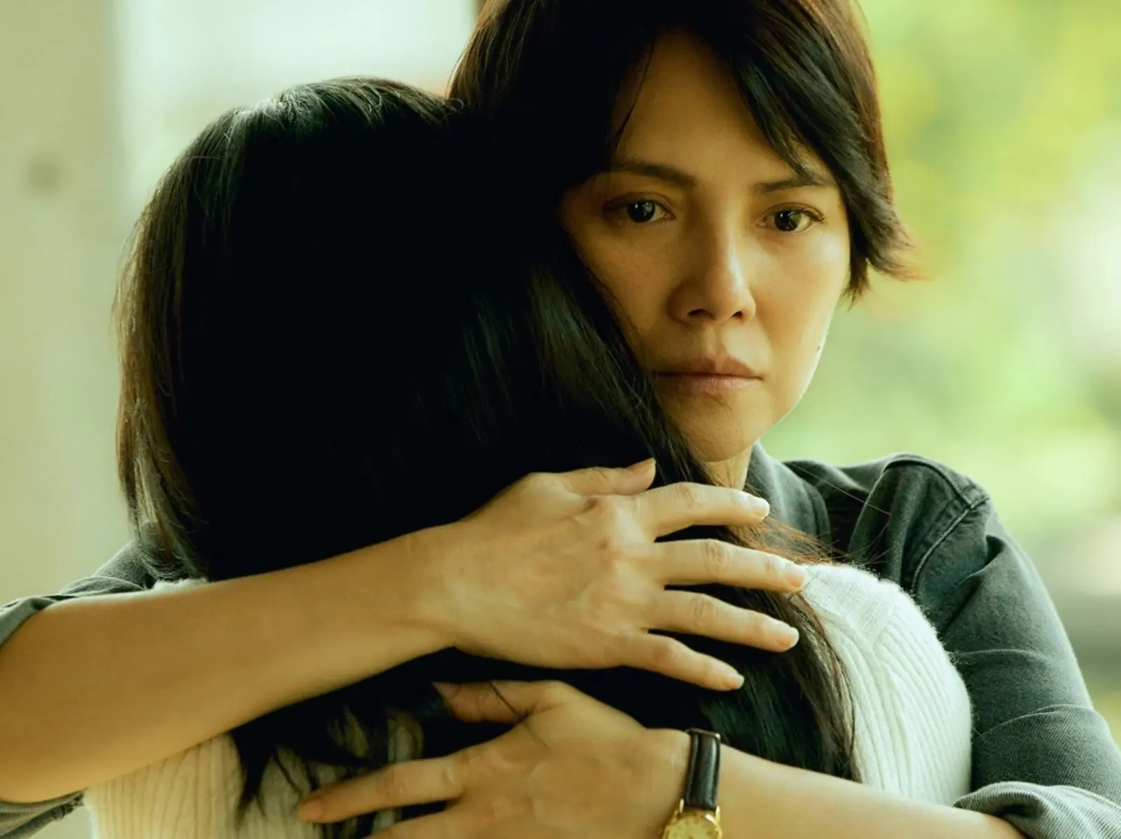 《回魂計》李心潔 18 歲被張艾嘉發掘、獲封「鬼后」、戲劇作品推薦⋯5 件事快認識！