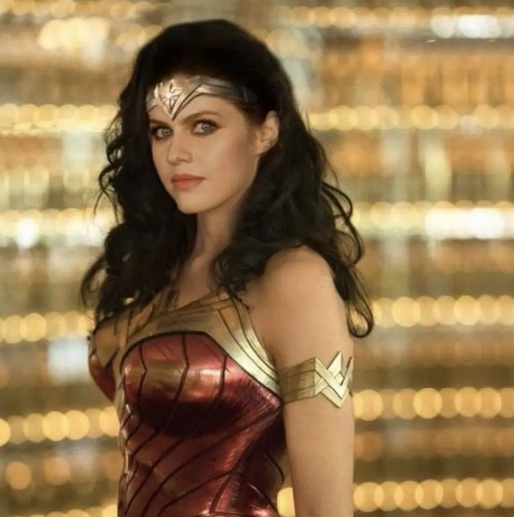 亞歷珊卓妲妲里奧 Alexandra Daddario 有望加盟出演 DC《神力女超人》！本人親自回應了！