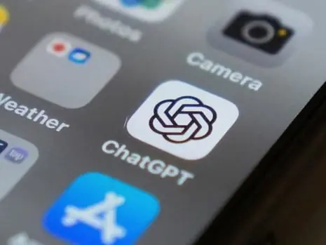 ChatGPT 禁 3 大服務惹怒用戶！網友實測傻眼：「誰還續訂？」