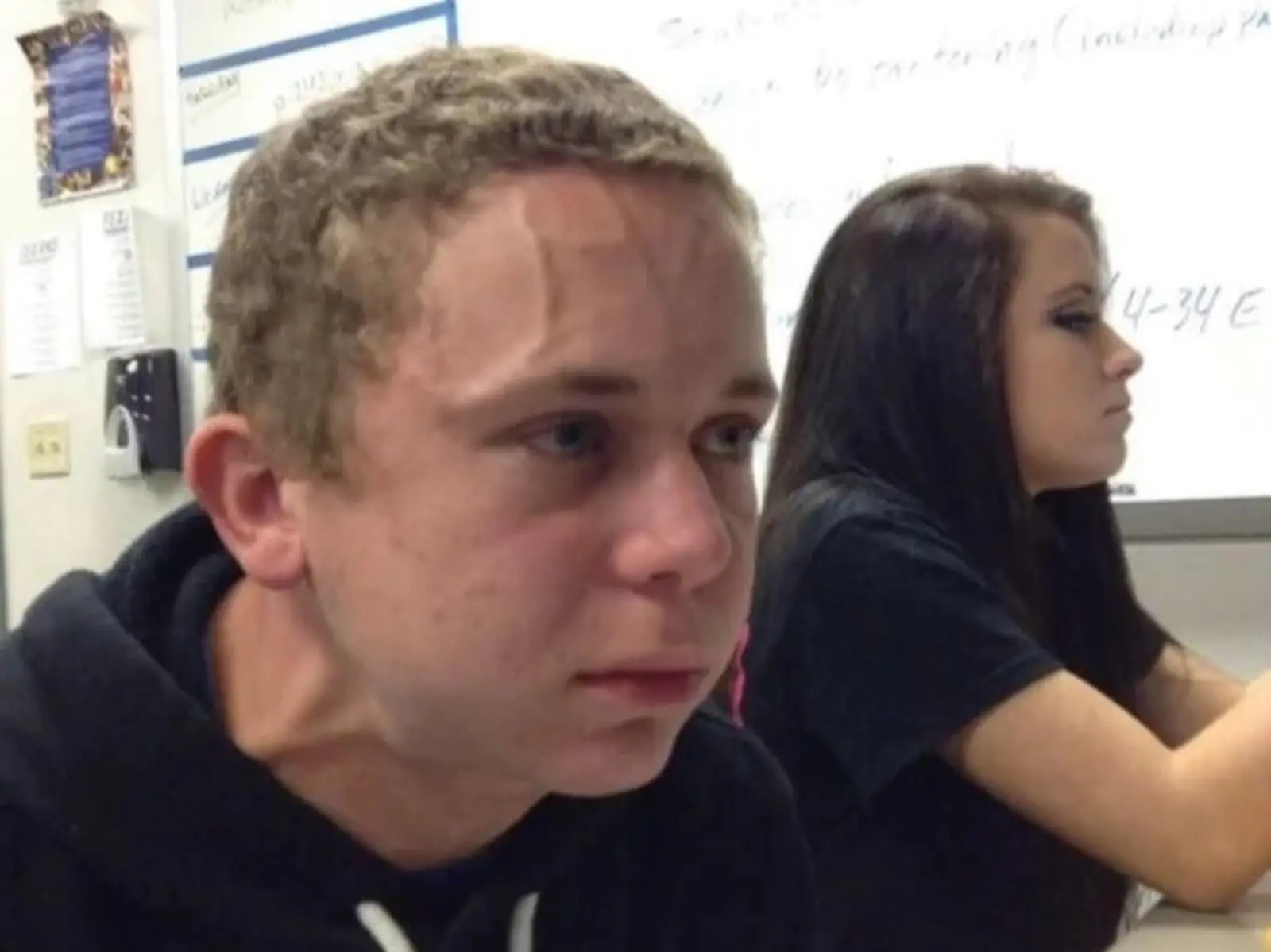 「禁尻十一月」與「勁尻十二月」現象解析！為什麼這個克制慾望的迷因挑戰全球都在瘋？