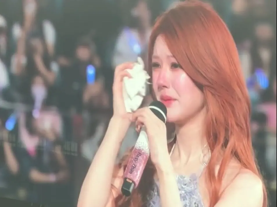 趙露思生日會爆哭自爆差點不能當演員！淚謝粉絲：「你們讓我有勇氣！」