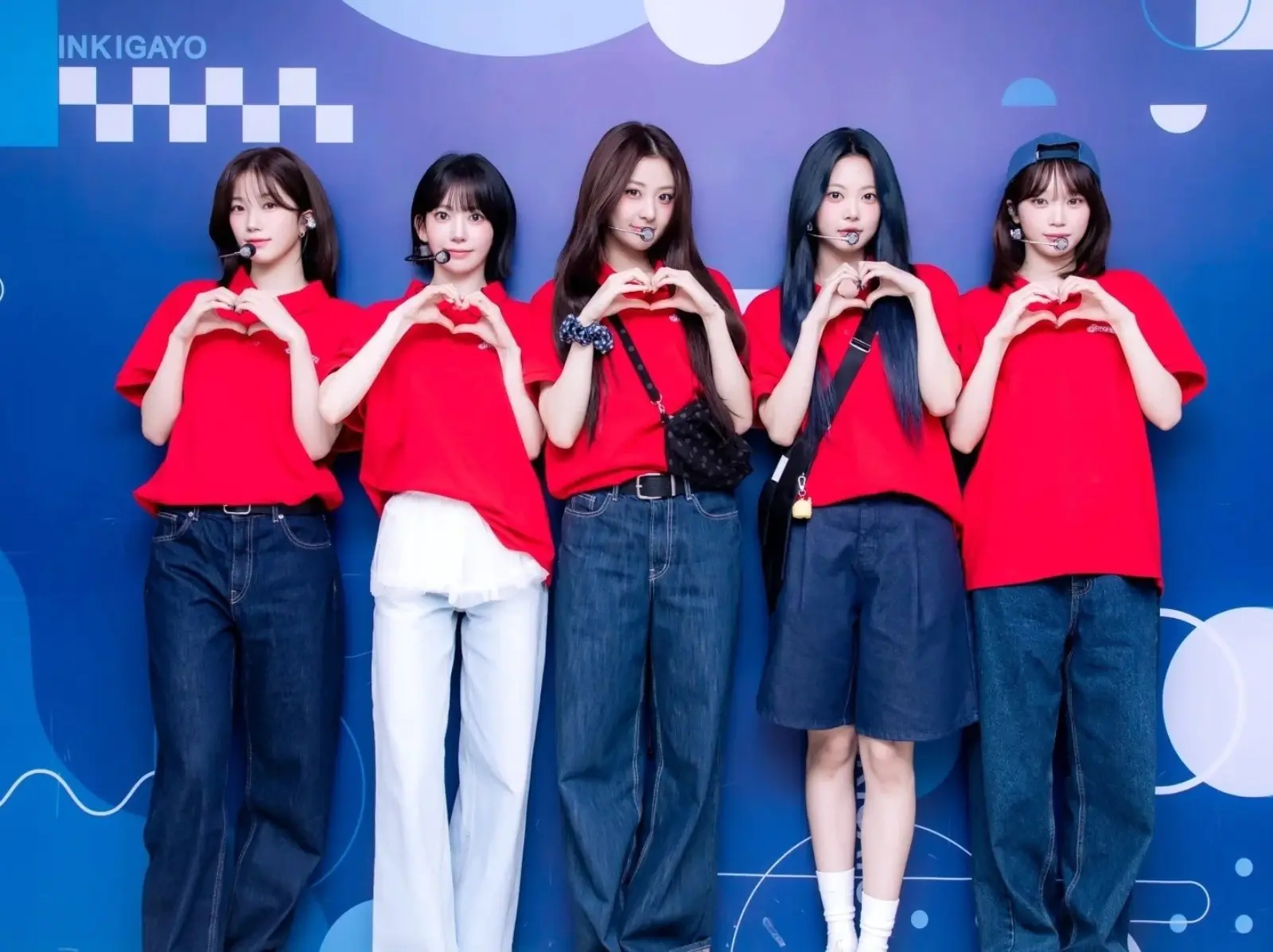 LE SSERAFIM《SPAGHETTI》回歸舞台化身外送員！宮脇咲良敬業表現引爆熱議！