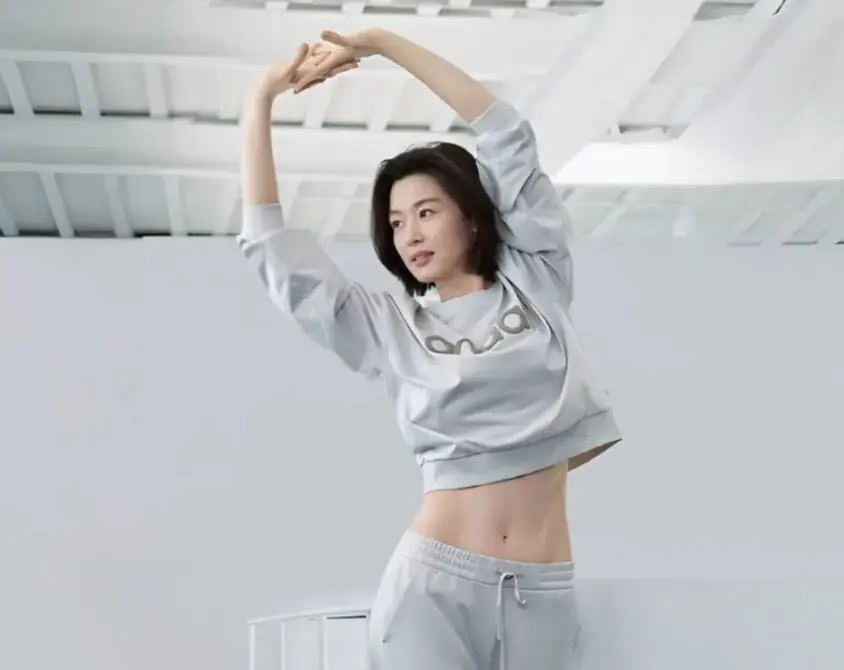 全智賢身高 173 女神體態秘訣曝光！早上 6 點空腹運動、飲食管理超嚴格！