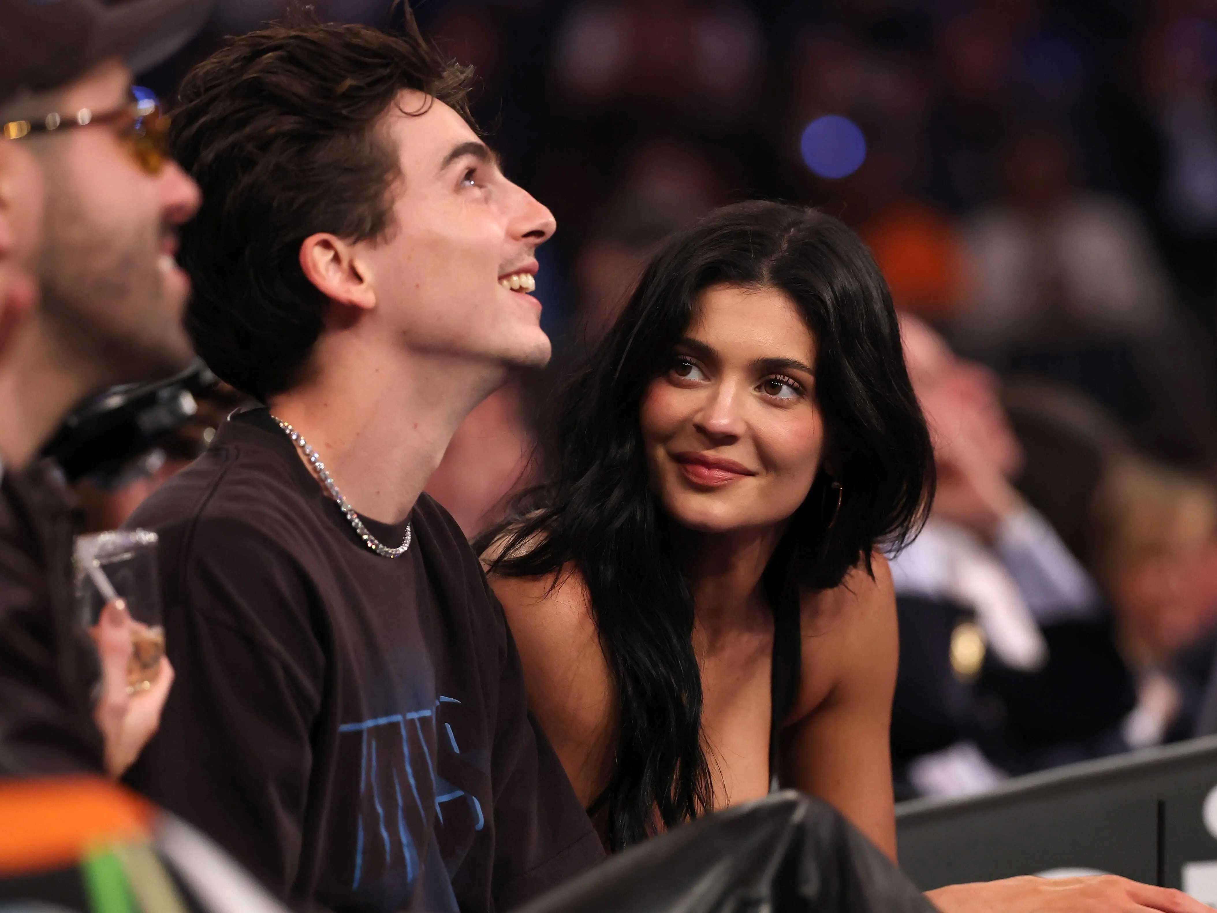 「甜茶」提摩西夏勒梅 Timothée Chalamet 驚爆向凱莉珍娜提分手！女方心碎頻求復合！