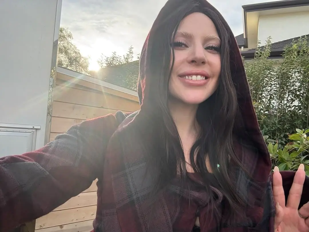 女神卡卡 Lady Gaga 自爆拍攝《一個巨星的誕生》精神崩潰！坦言：「惡化入院接受精神科治療」