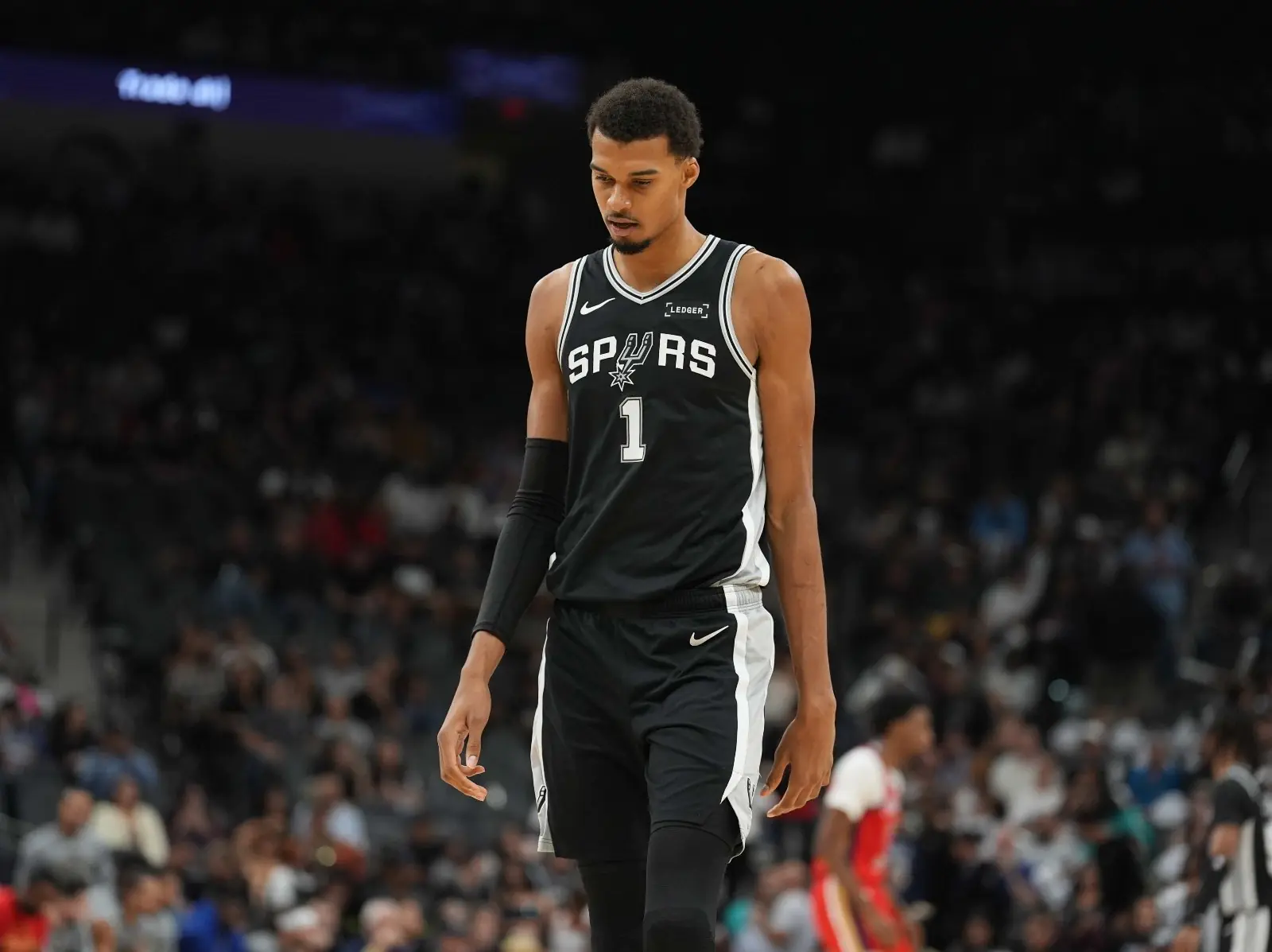 NBA／Wembanyama 左小腿拉傷將缺陣 2 至 3 週！馬刺本季最佳開局恐受影響！