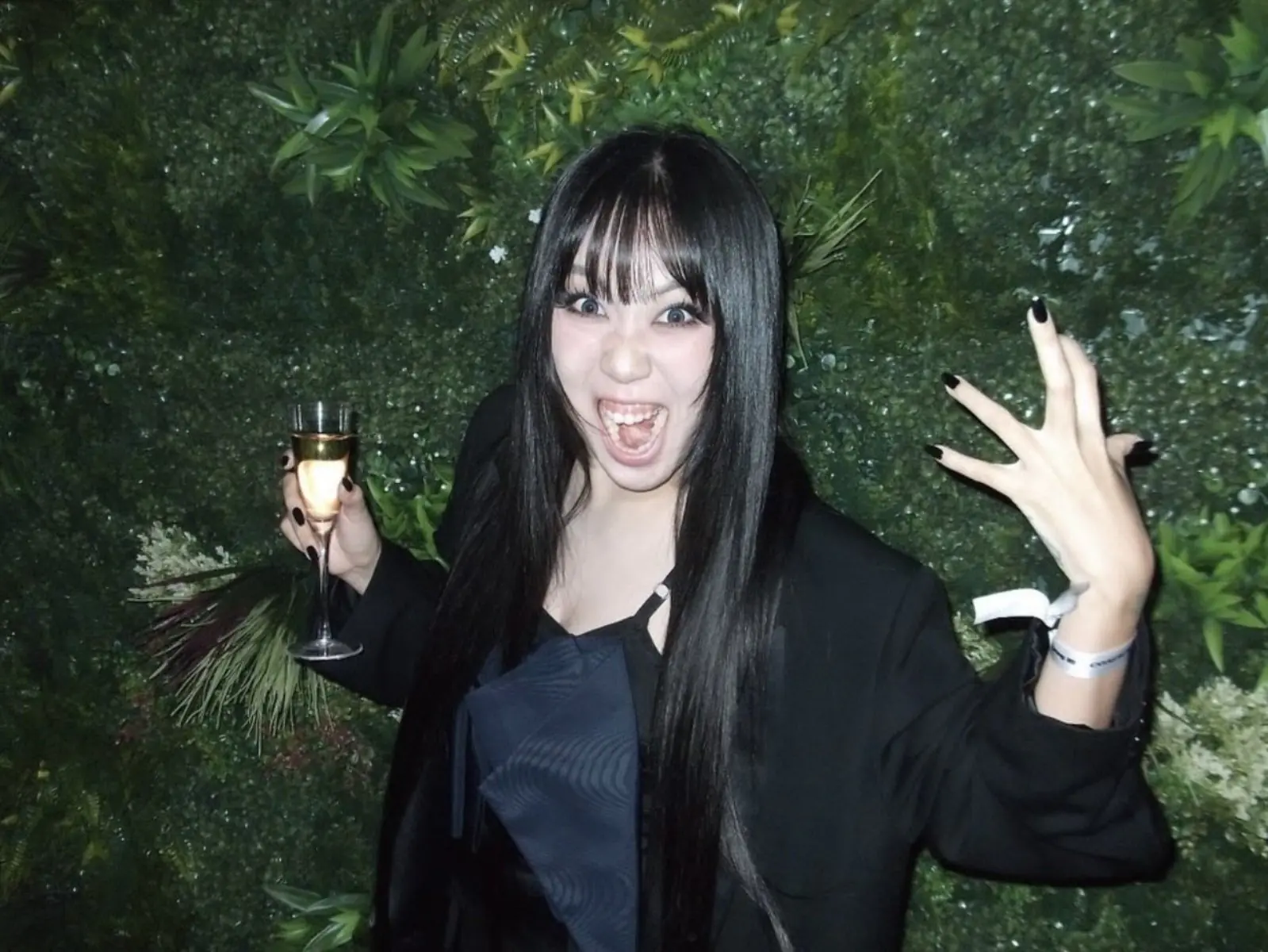 李泳知關 IG 超過 1 個月！重開後傻眼：「被粉絲騙了啦！」