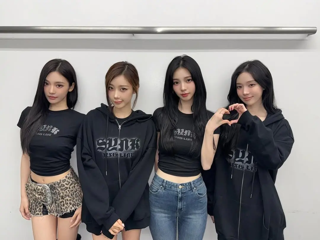 aespa 寧寧因買「原爆檯燈」全員遭抵制登唱 NHK《紅白歌唱大賽》！日網怒批：「有他們拒看！」