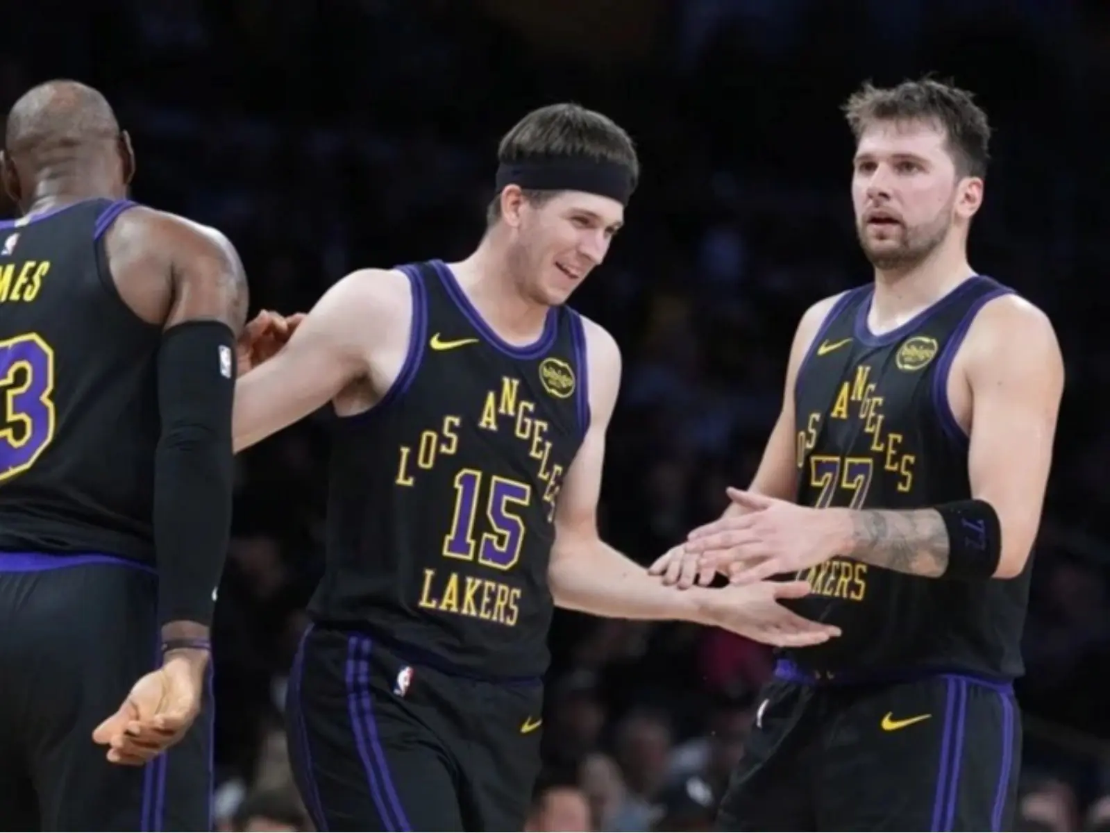 NBA／Austin Reaves 想跟 Luka Doncic 裝熟，後者反虧「我才不想跟你當朋友！」