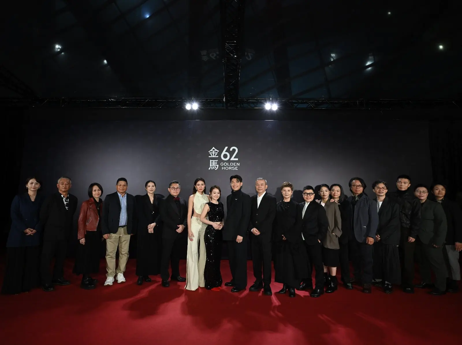 金馬62／《大濛》奪下「最佳劇情片獎」，監製李烈：「這個獎很沉，拿起來很實在！」