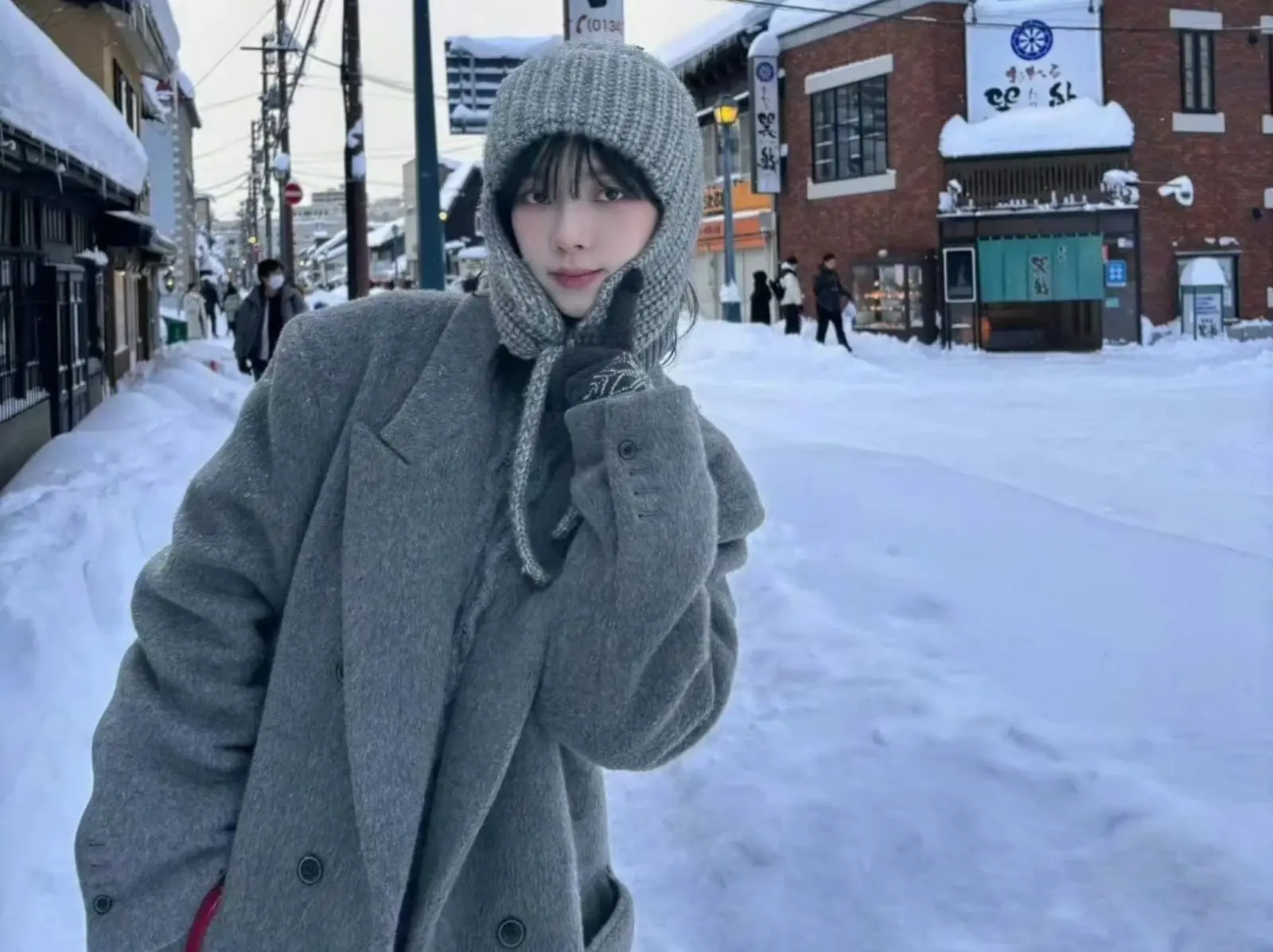 秋冬外套大衣穿搭 4 大顯瘦術！讓你擺脫臃腫感直接變超模！