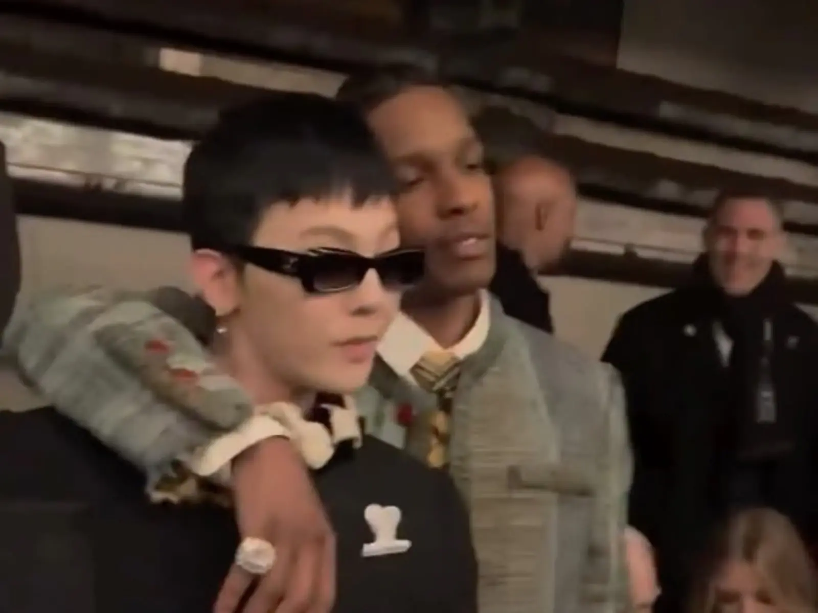 Chanel 2026 Métiers d'Art 2026 工坊系列大秀，GD 與 A$AP Rocky「老友重聚」成為全場焦點！