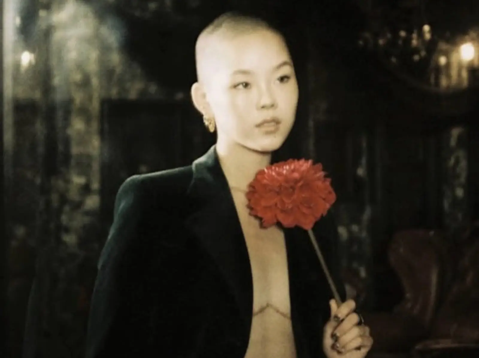 XG 成員 Cocona 曝切除胸部疤痕照！生日吐心聲：「內心的自己沒有錯！」