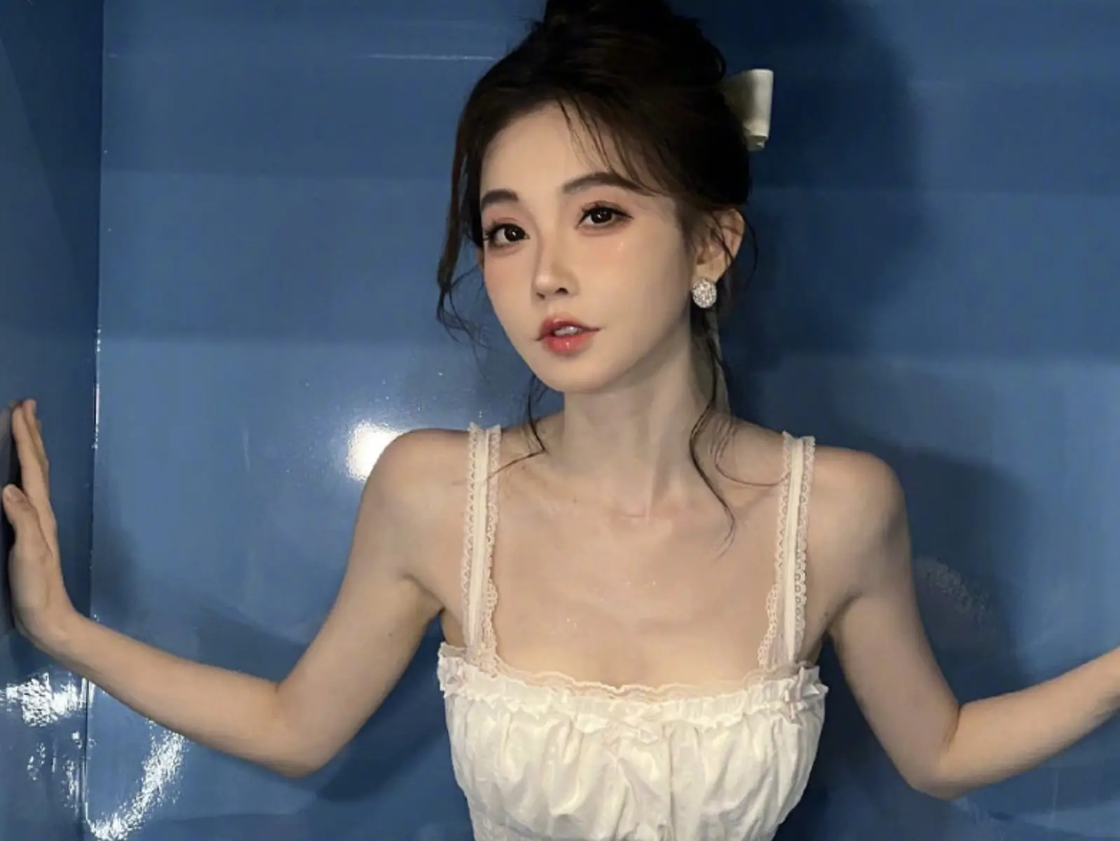 馮提莫近況曝光！消失一年爆癌症復發，本人親曝真相！