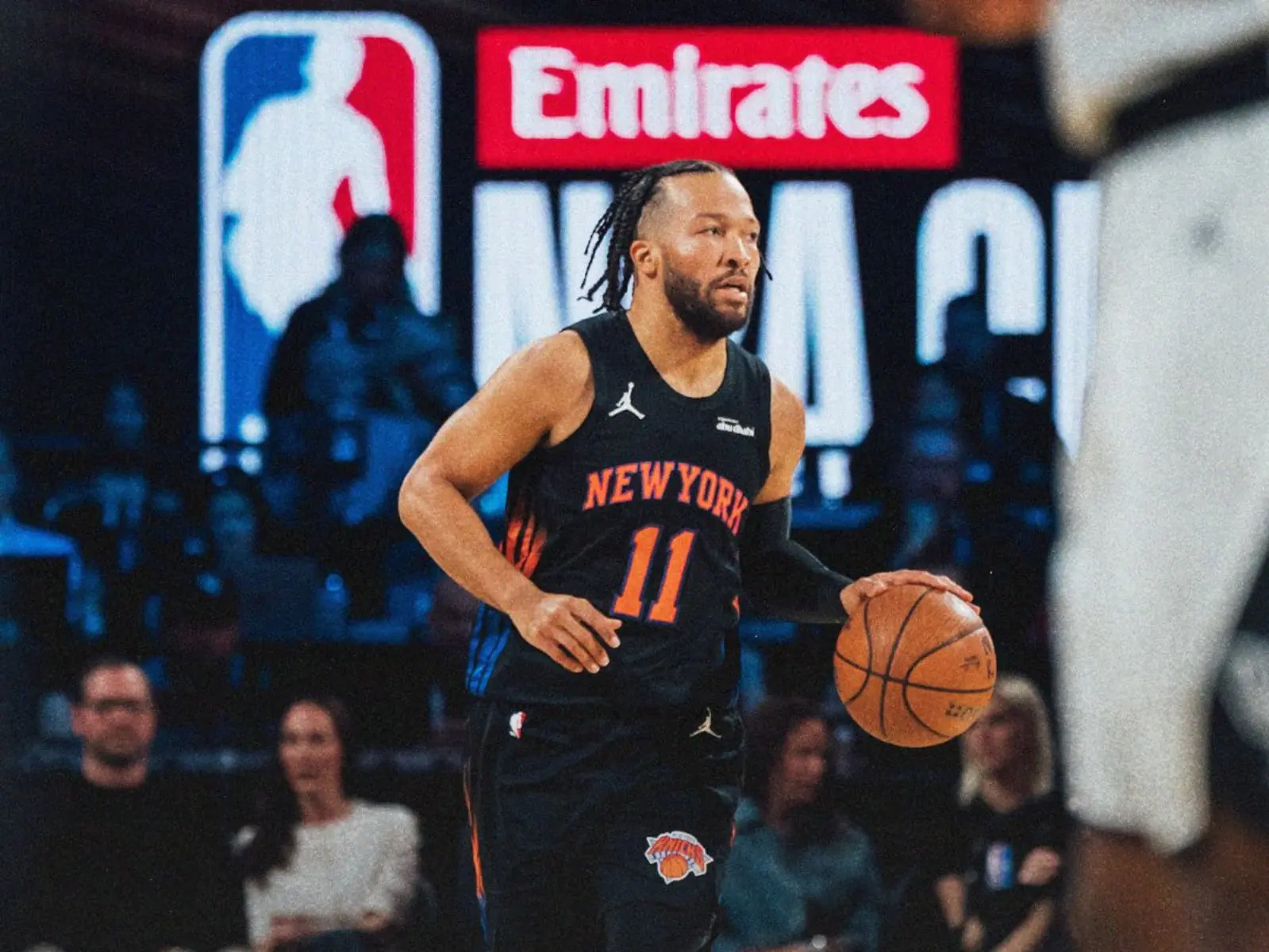 尼克擊敗馬刺勇奪隊史首座 NBA 盃冠軍！OG Anunoby 與 Jalen Brunson 合砍 53 分！