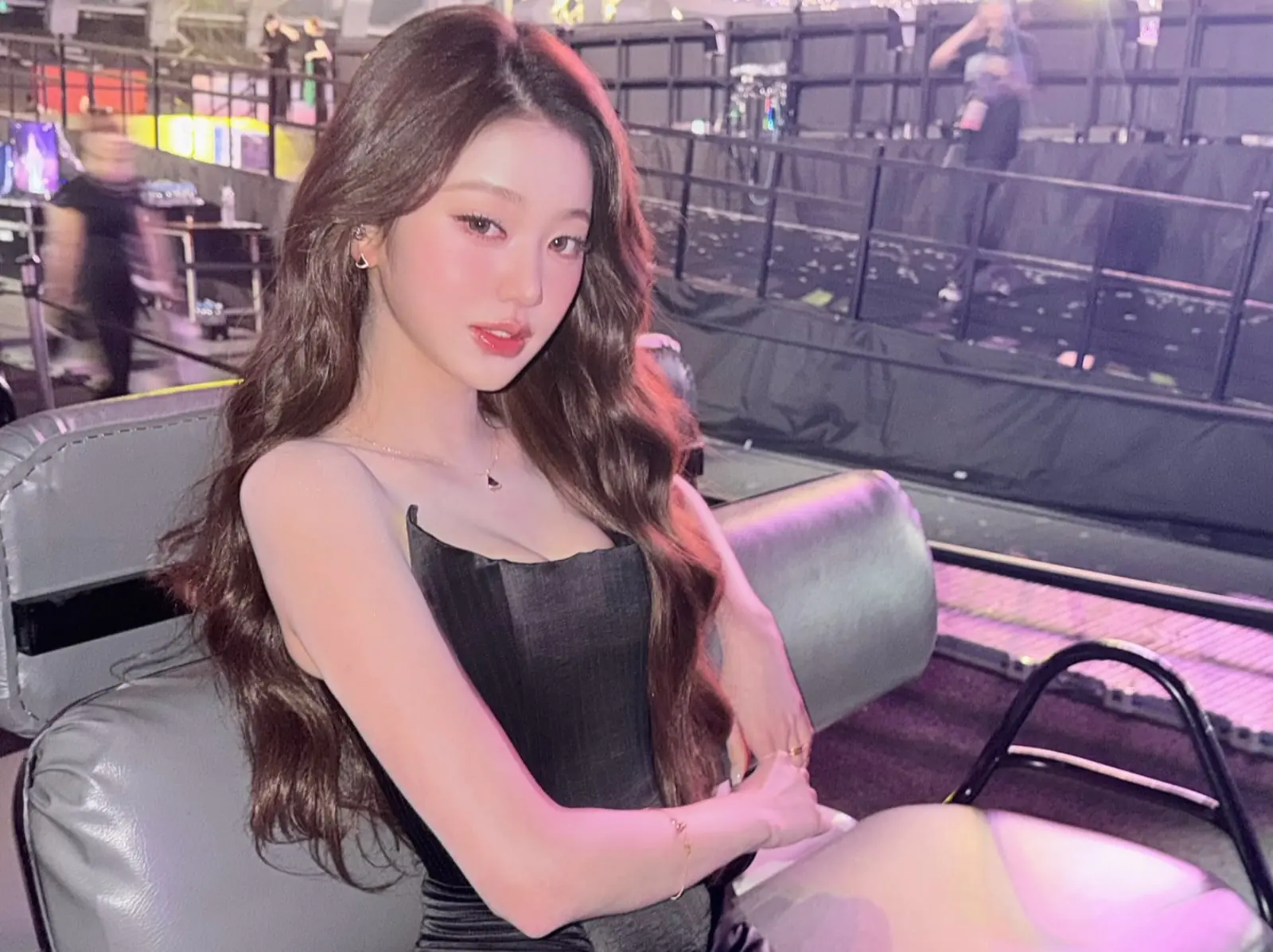 IVE 張員瑛曾獲粉絲豪華贈禮！官方突宣布全面停收應援禮物引熱議！