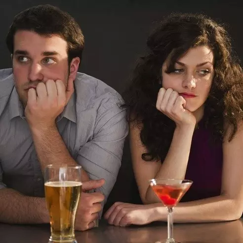 為什麼女生不想跟你交往？男生必看的初次約會 10 大 NG 行為！