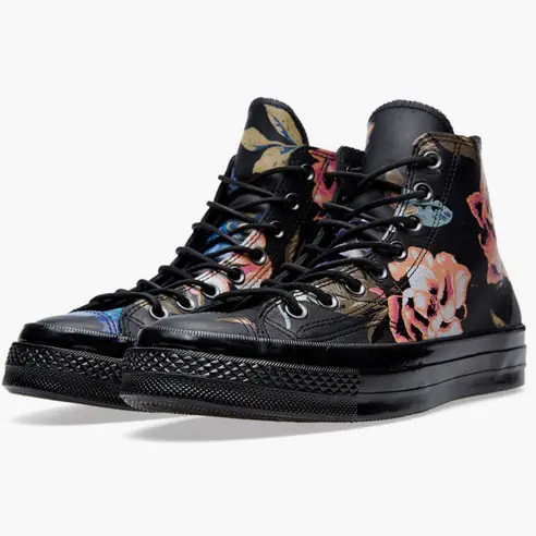 暗黑中的復古爵士，匡威 First String 系列推出全新 Chuck Taylor 鞋款