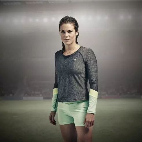 全球運動機能服飾霸主UNDER ARMOUR  新一代功能內著衣「ARMOUR」 造就運動員最強表現