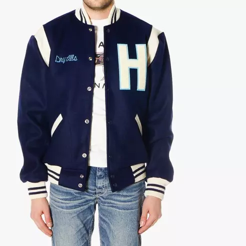 Nigo 操刀設計，HUMAN MADE × EBBETS FIELD 聯名夾克上市
