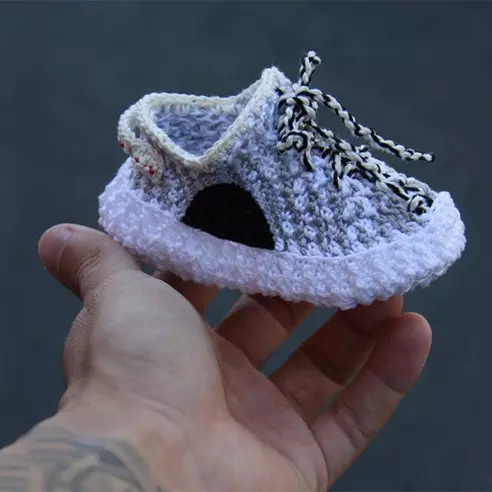 萌化你的心：Adidas Yeezy Boost 350 Baby 款