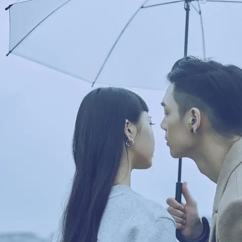 仿拍MV好時髦，Palladium精選最浪漫的十場雨