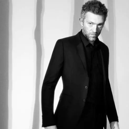 《愛上大叔行不行》文森卡索 Vincent Cassel法國野獸派男演員，年近半百依舊魅力無限！