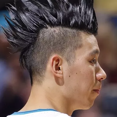 林書豪頭髮好刺！　公鹿選手貝勒斯遭刺臉