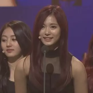 TWICE 勇奪韓國金唱片新人獎　周子瑜全程中文發表感言！