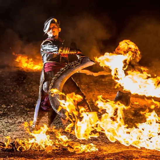 日本超華麗 Cosplay 攝影聚會　真實爆破場景炫目登場！ 